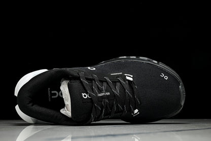 ON CLOUDFLAYER5 (Varios)