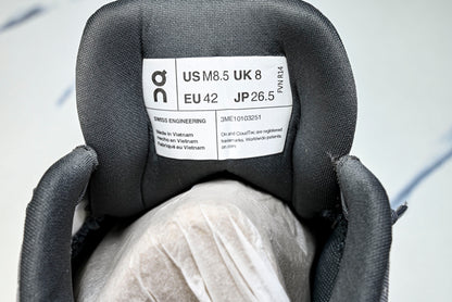 ON CLOUDTILT (Varios)