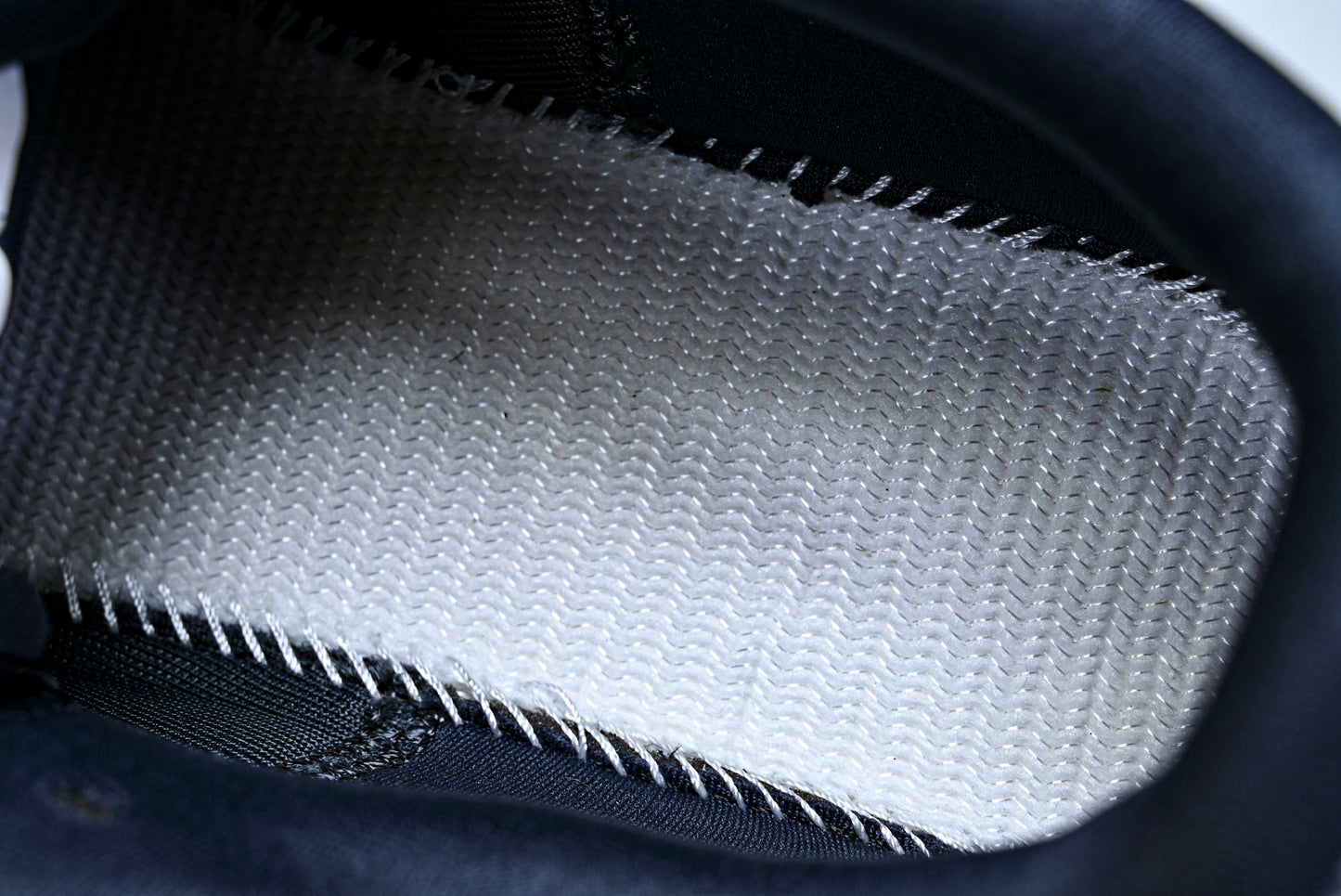 ON CLOUDTILT (Varios)