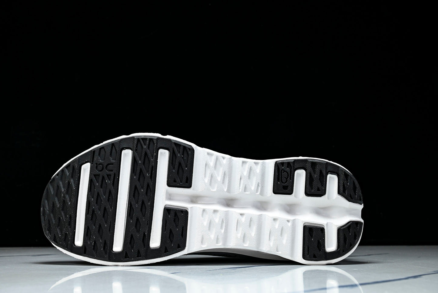 ON CLOUDTILT 2.0 (Varios)