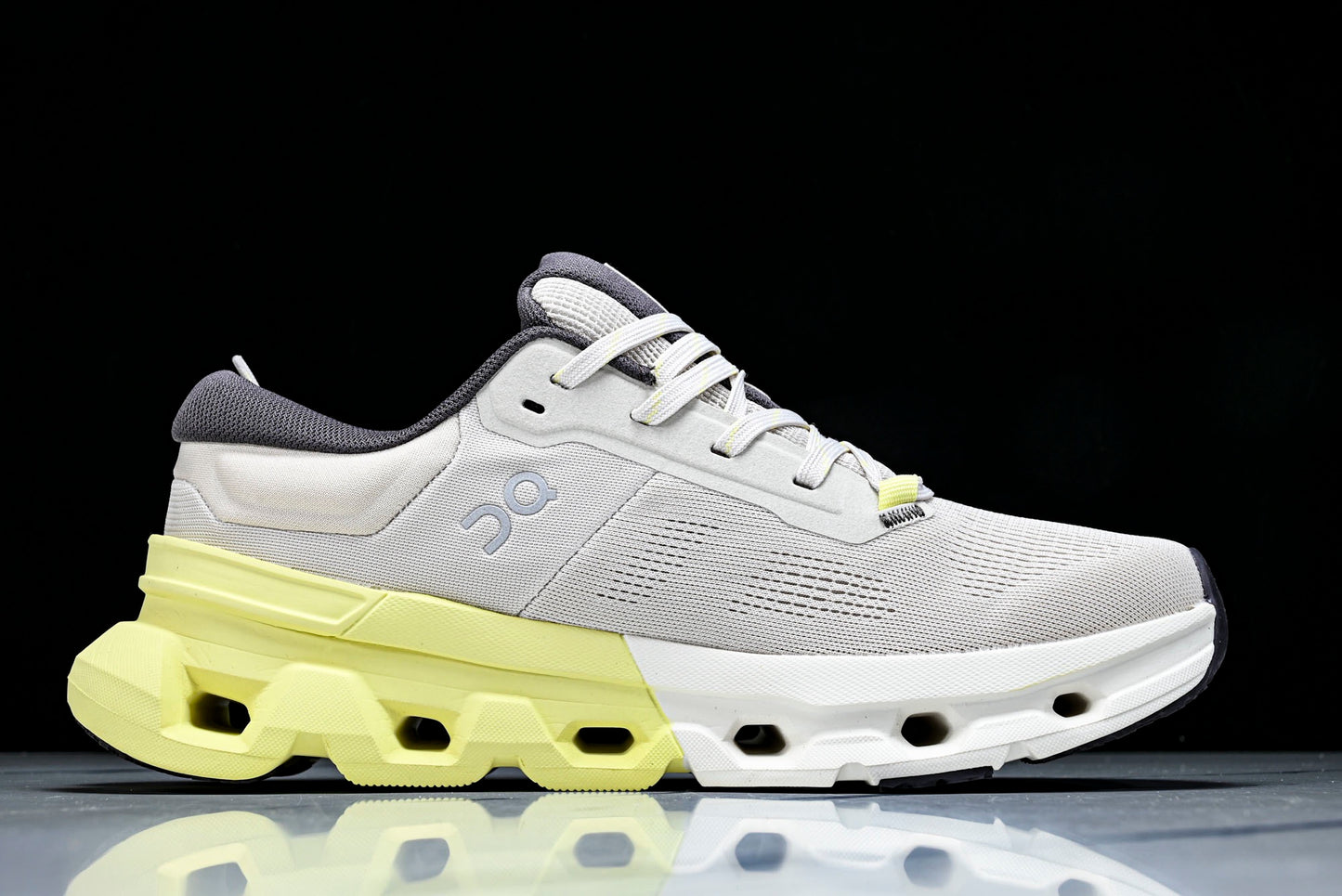 ON CLOUDFLAYER5 (Varios)