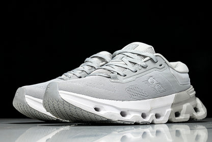 ON CLOUDFLAYER5 (Varios)