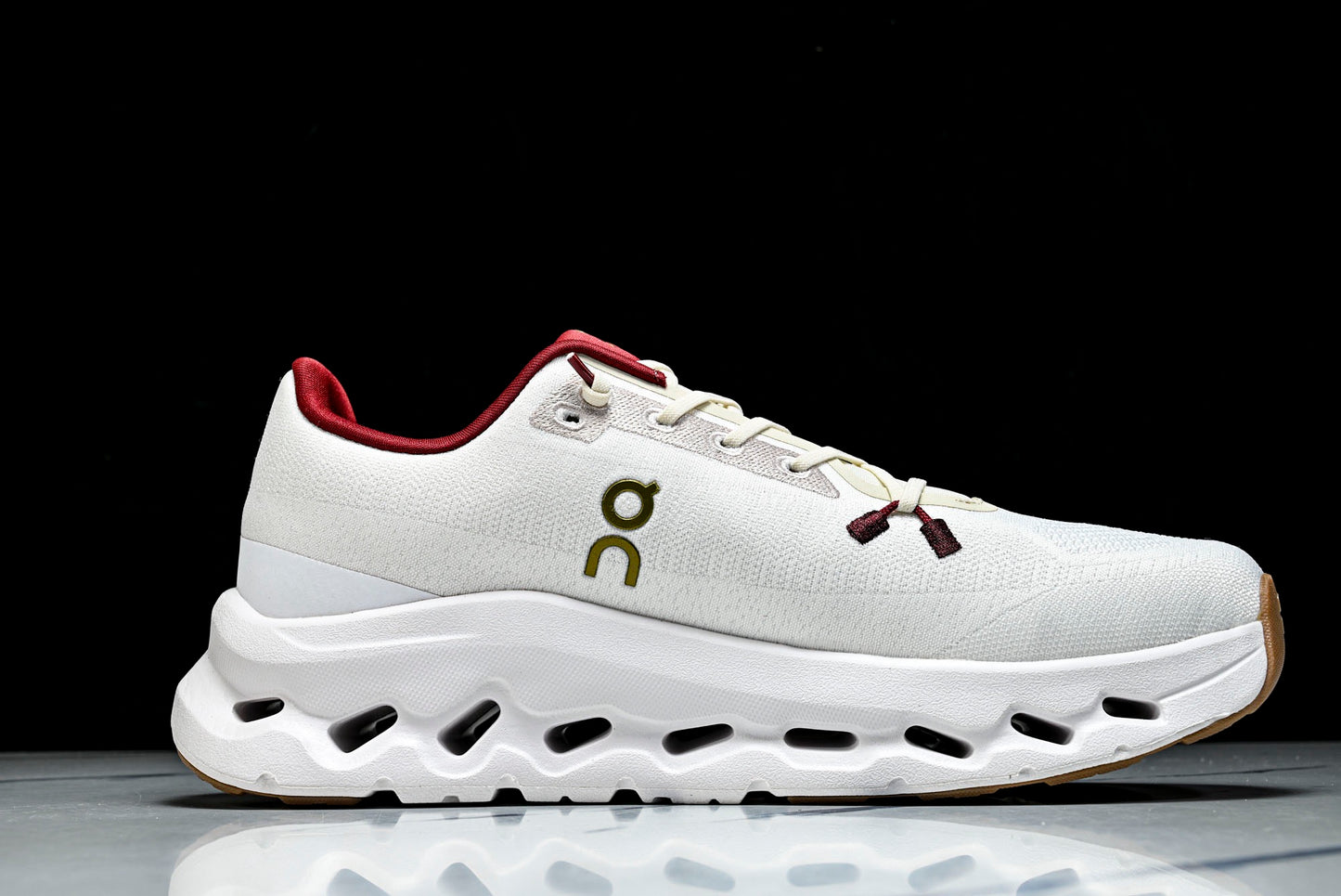 ON CLOUDTILT (Varios)