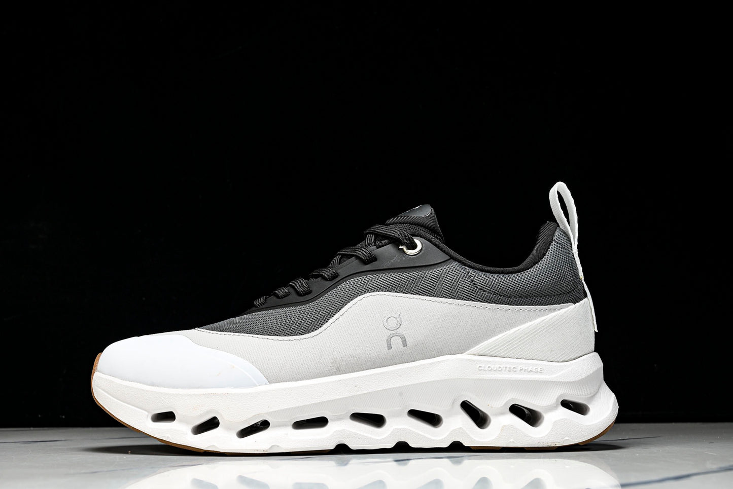 ON CLOUDTILT 2.0 (Varios)