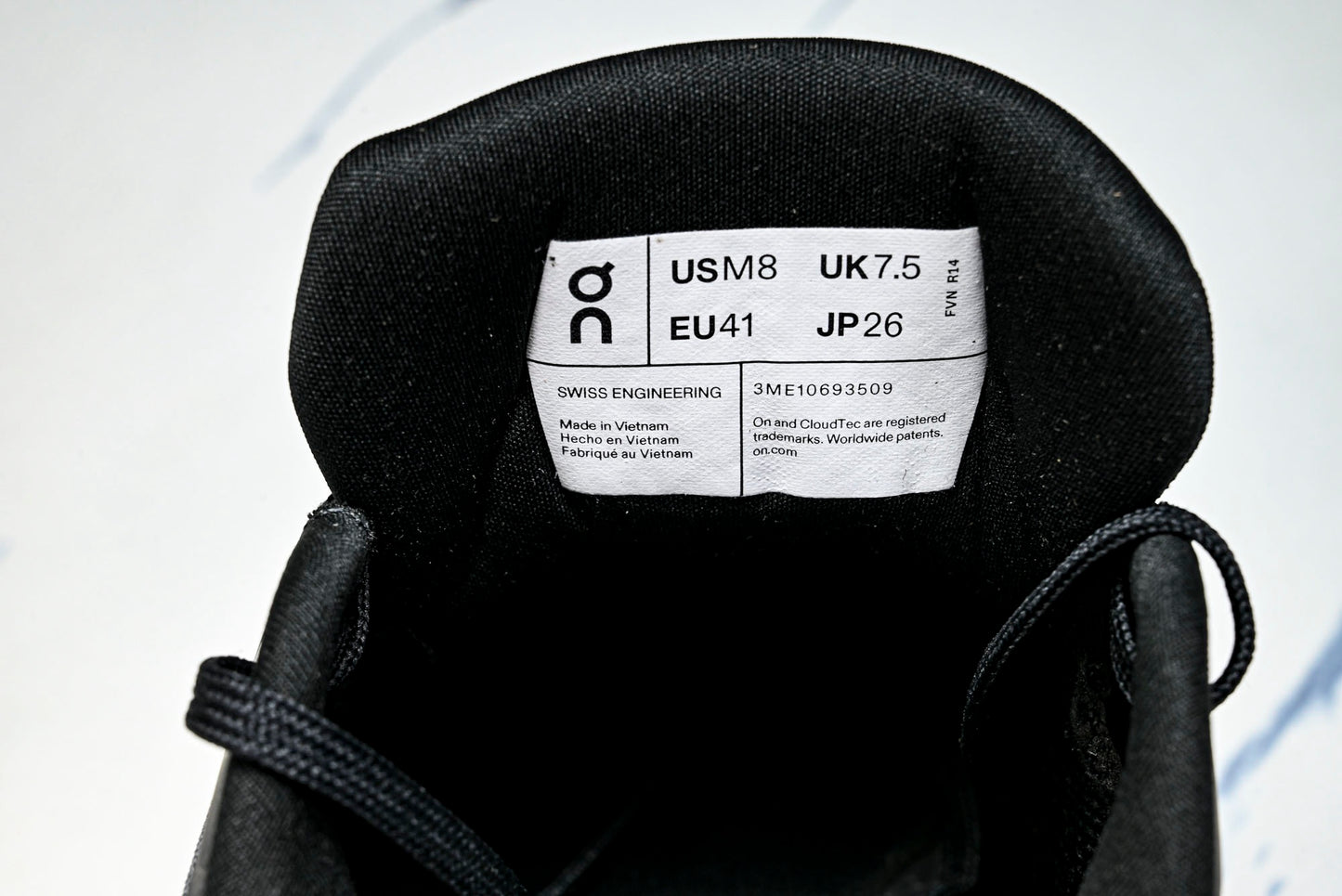 ON CLOUDTILT 2.0 x LOEWE (Varios)