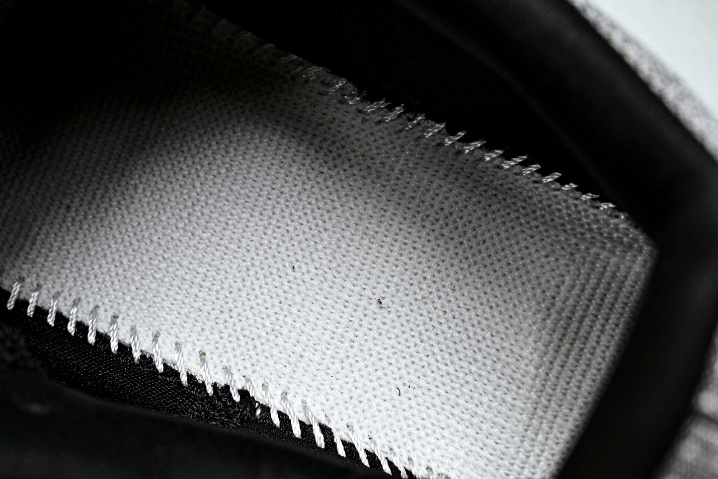 ON CLOUDTILT (Varios)