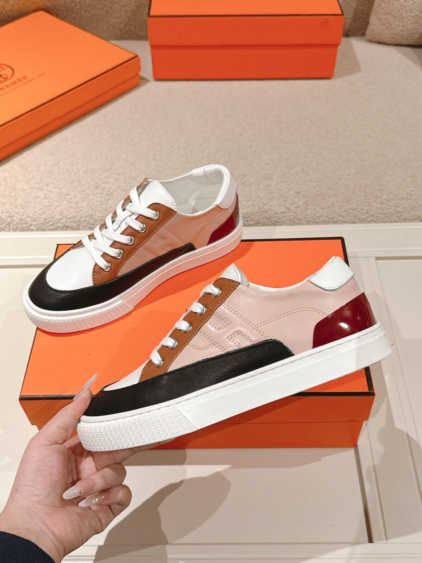 HERMES Deep Sneakers