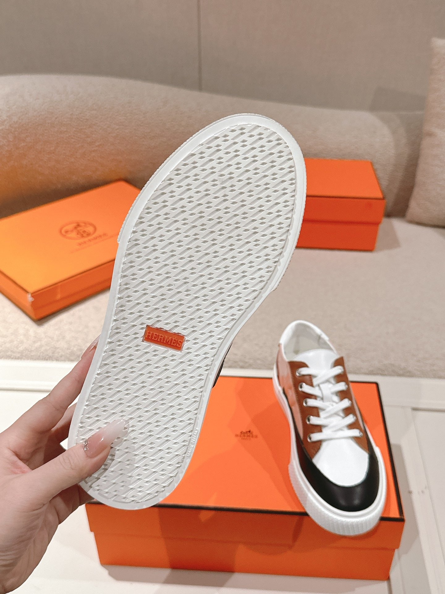 HERMES Deep Sneakers