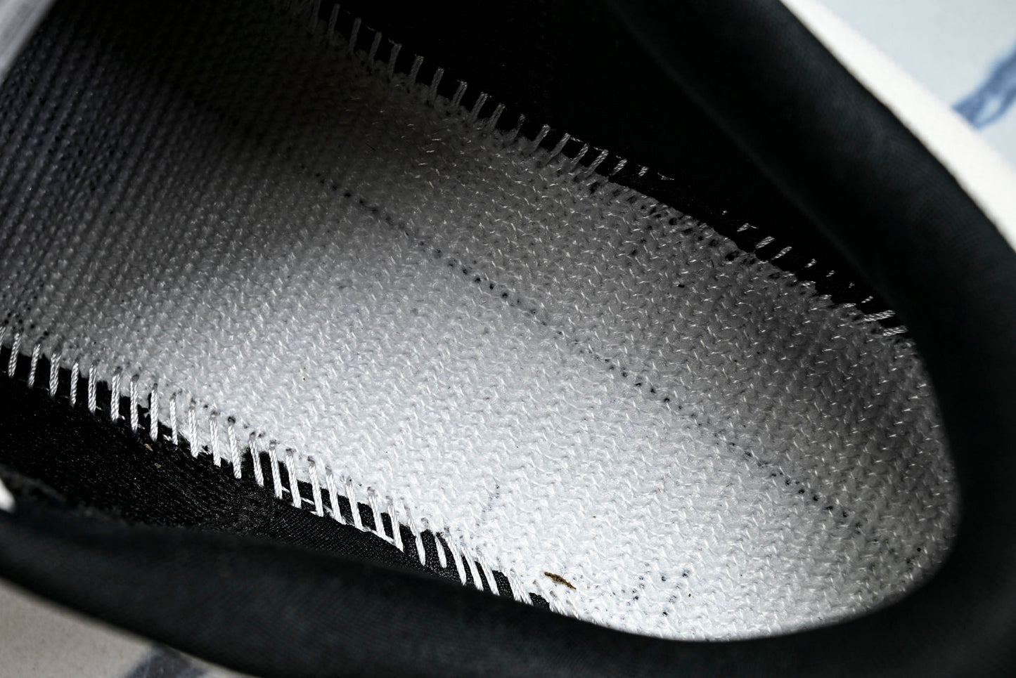 ON CLOUDTILT 2.0 x LOEWE (Varios)