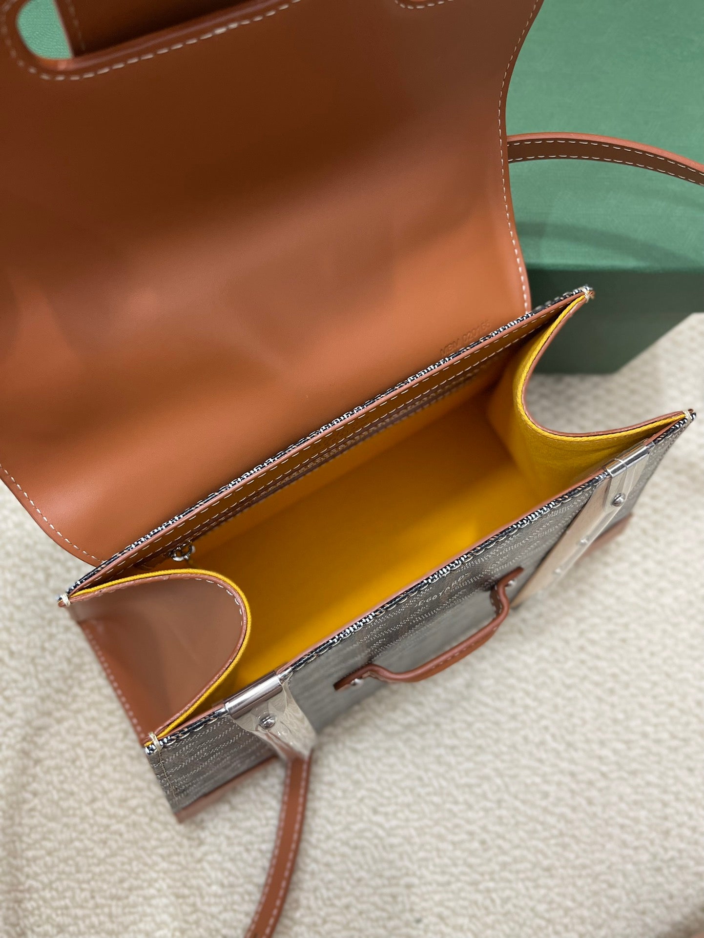 GOYARD Saïgon Structuré PM Bag (VARIOS COLORES)