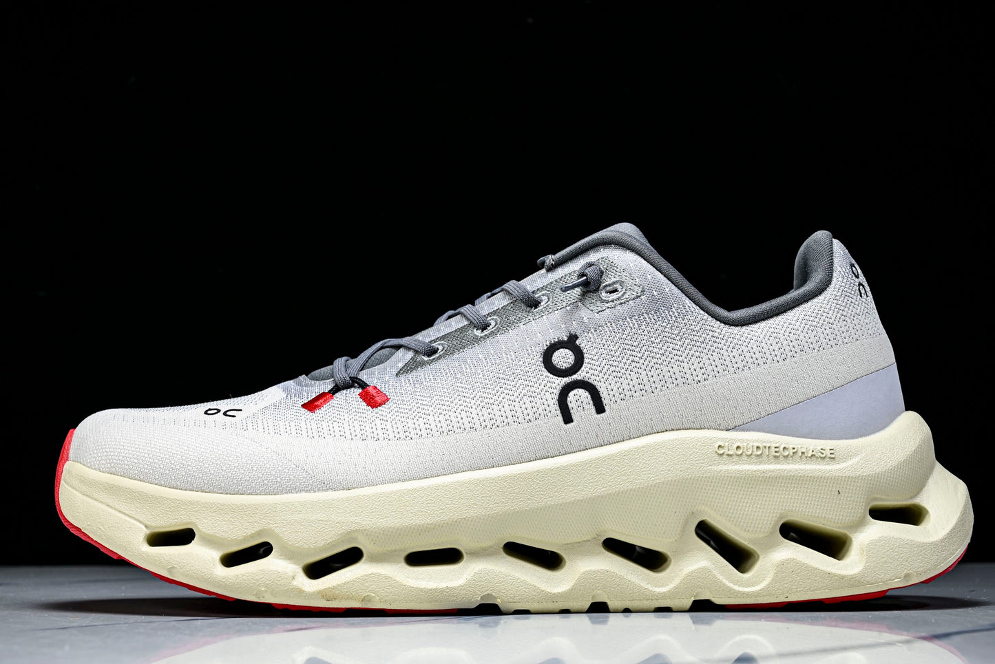 ON CLOUDTILT (Varios)