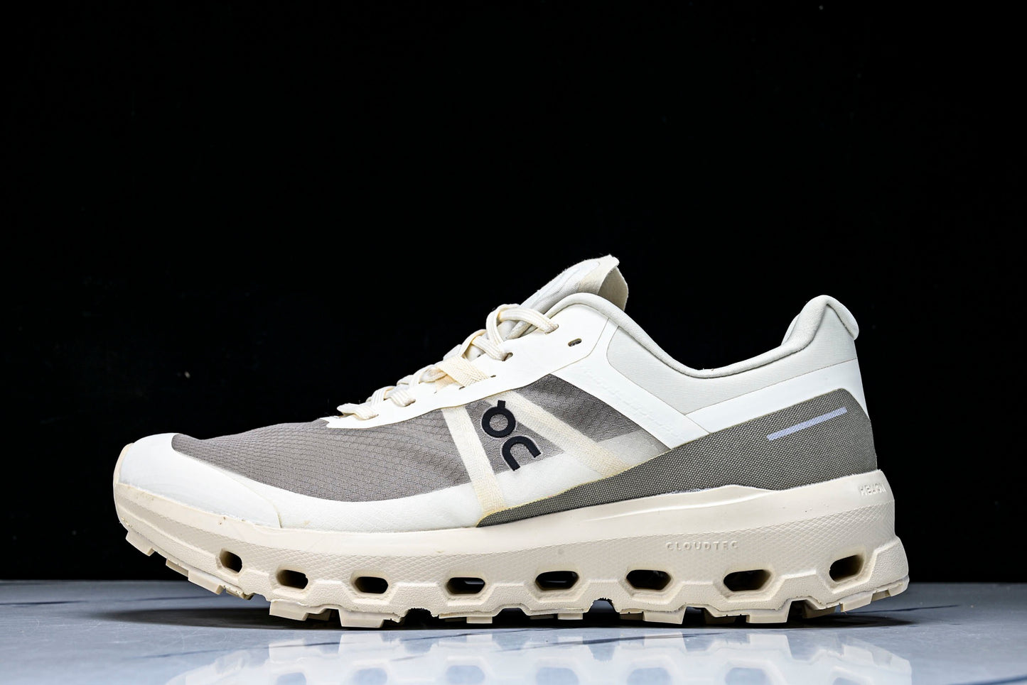 ON CLOUDVISTA 2 (Varios)