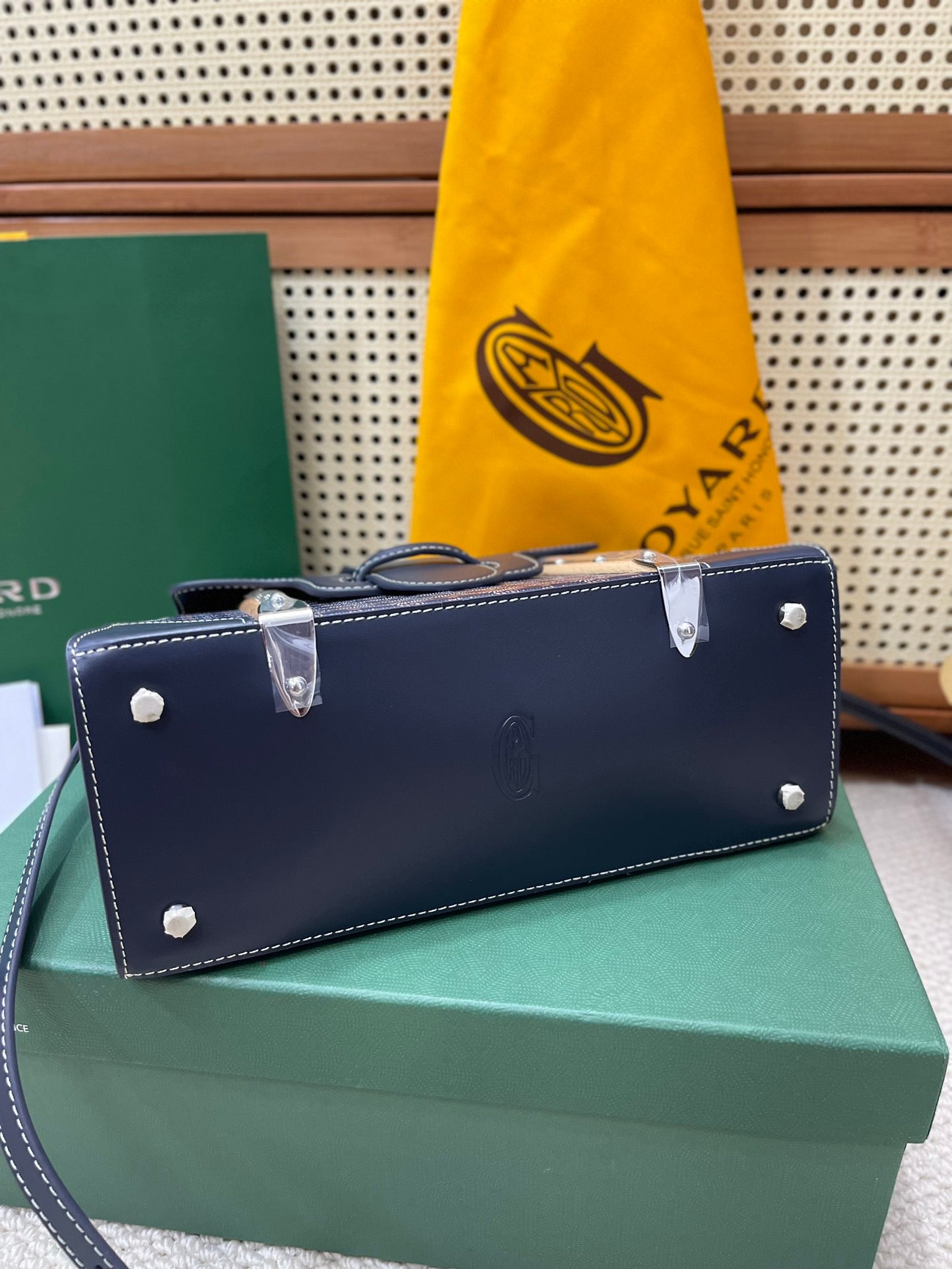 GOYARD Saïgon Structuré PM Bag (VARIOS COLORES)