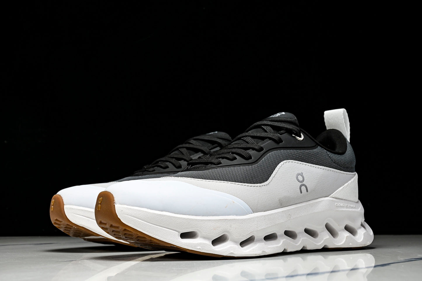 ON CLOUDTILT 2.0 (Varios)