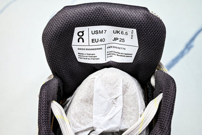 ON CLOUDFLAYER5 (Varios)