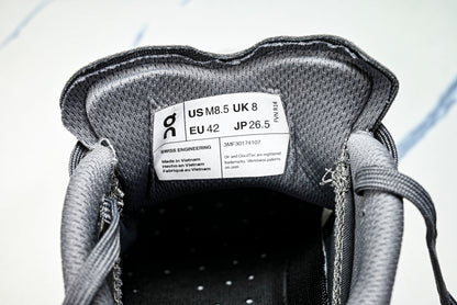 ON CLOUDMONSTER (Varios)