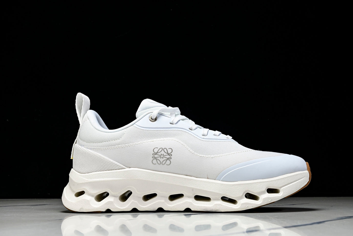 ON CLOUDTILT 2.0 (Varios)