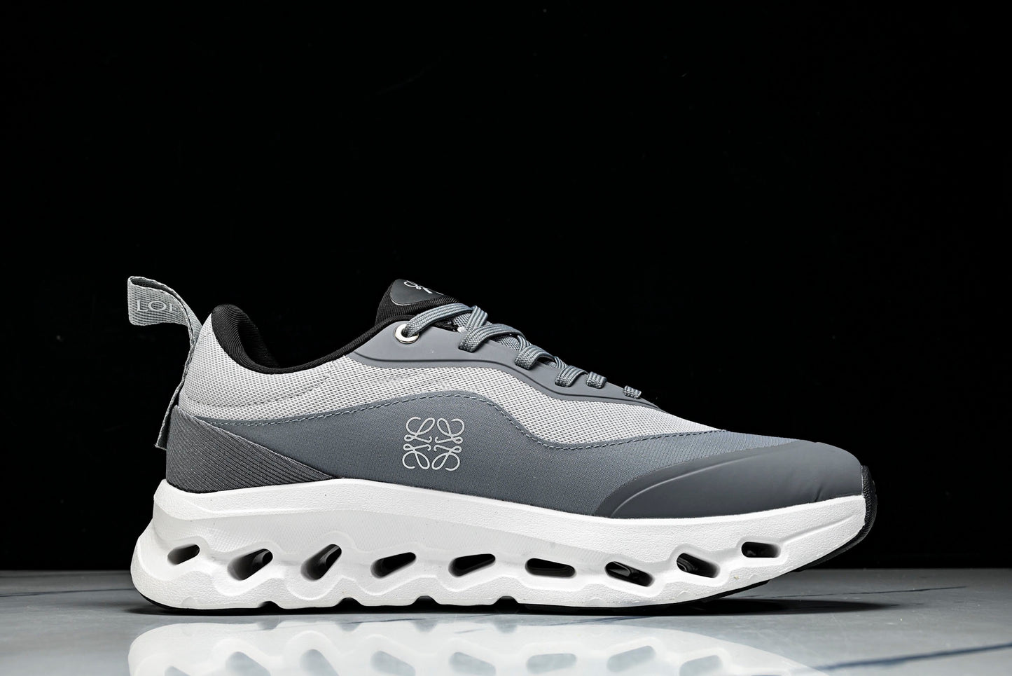 ON CLOUDTILT 2.0 (Varios)